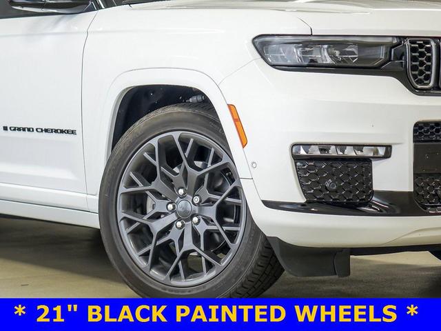 Photo of 2024 Bright White Clearcoat Jeep Grand Cherokee L