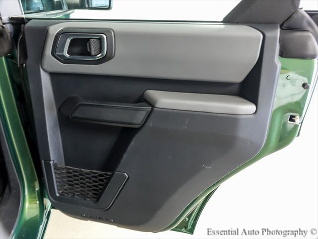 Photo of 2022 Green Metallic Ford Bronco
