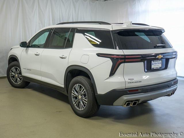 Photo of 2025 Summit White Chevrolet Traverse