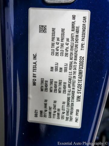 Photo of 2021 Deep Blue Metallic Tesla Model 3