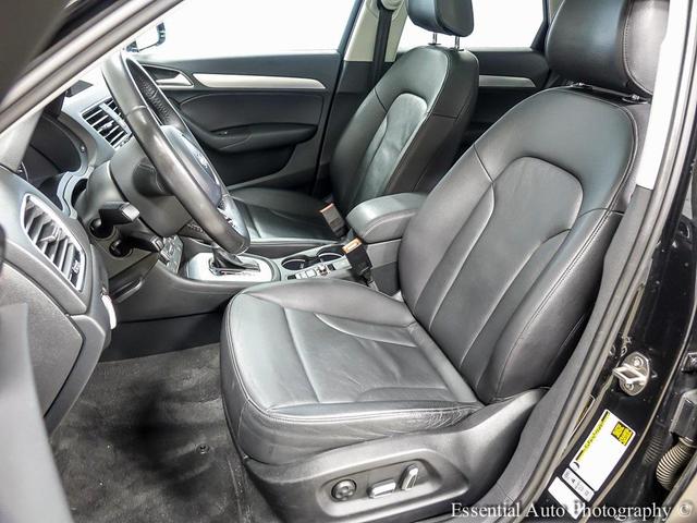 Photo of 2017 Mythos Black Metallic Audi Q3