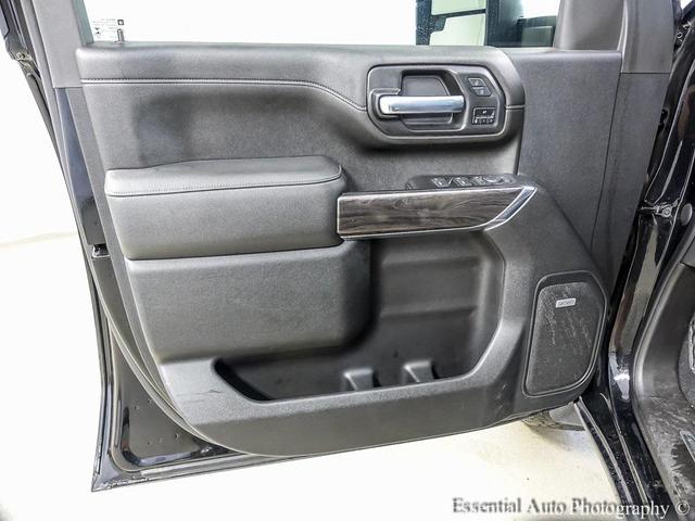 Photo of 2021 Mosaic Black Metallic Chevrolet Silverado 2500