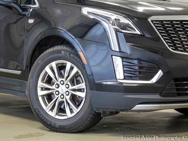 Photo of 2020 Stellar Black Metallic Cadillac XT5