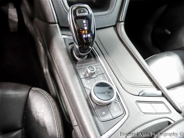 Photo of 2020 Stellar Black Metallic Cadillac XT5