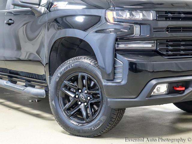 Photo of 2021 Black Chevrolet Silverado 1500