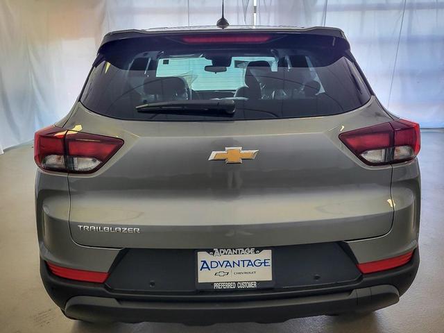 Photo of 2026 Sterling Gray Metallic Chevrolet Trailblazer