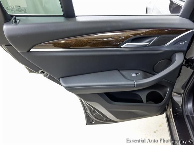 Photo of 2022 Dark Graphite BMW X3