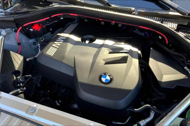 Photo of 2025 Gray Metallic BMW X3