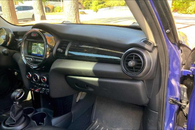 Photo of 2019 Starlight Blue Metallic MINI Hardtop