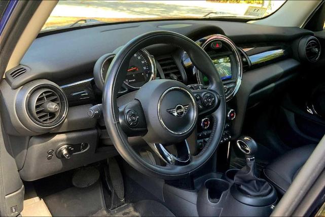 Photo of 2019 Starlight Blue Metallic MINI Hardtop
