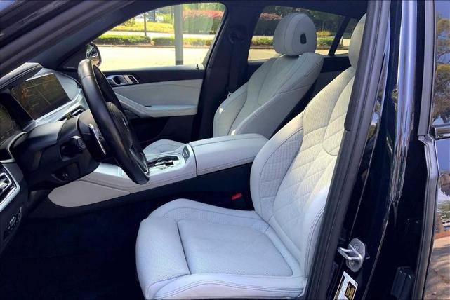 Photo of 2023 Carbon Black Metallic BMW X6