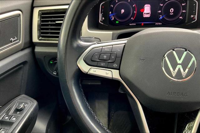 Photo of 2020 Platinum Gray Metallic Volkswagen Atlas Cross Sport
