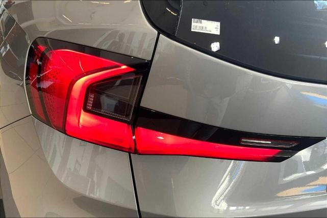 Photo of 2025 Space Silver BMW X1