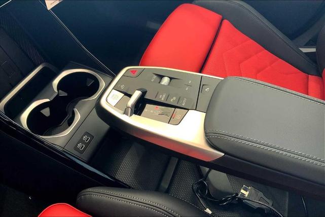 Photo of 2025 Space Silver BMW X1