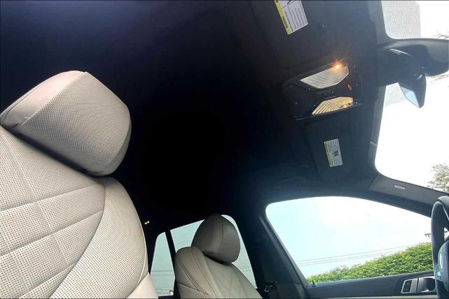 Photo of 2023 Manhattan Green Metallic BMW X5