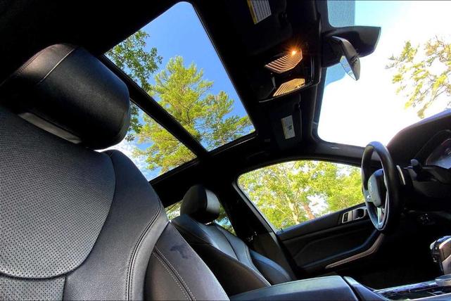 Photo of 2019 Black Sapphire Metallic BMW X5