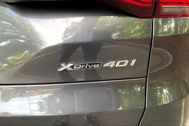 Photo of 2019 Black Sapphire Metallic BMW X5