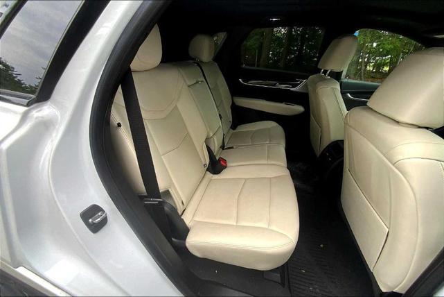 Photo of 2023 Crystal White Tri-Coat Cadillac XT5