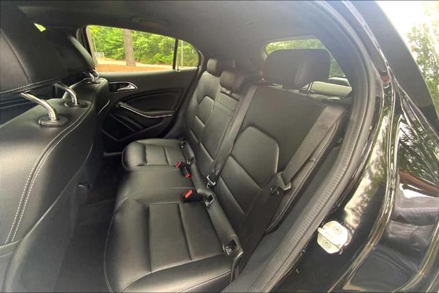 Photo of 2018 Midnight Black Mercedes-Benz GLA 250