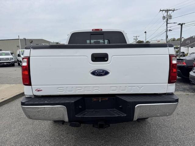 Photo of 2016 Oxford White Ford F-250