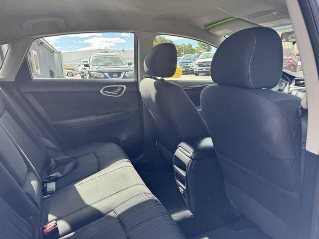 Photo of 2018 Gun Metallic Nissan Sentra