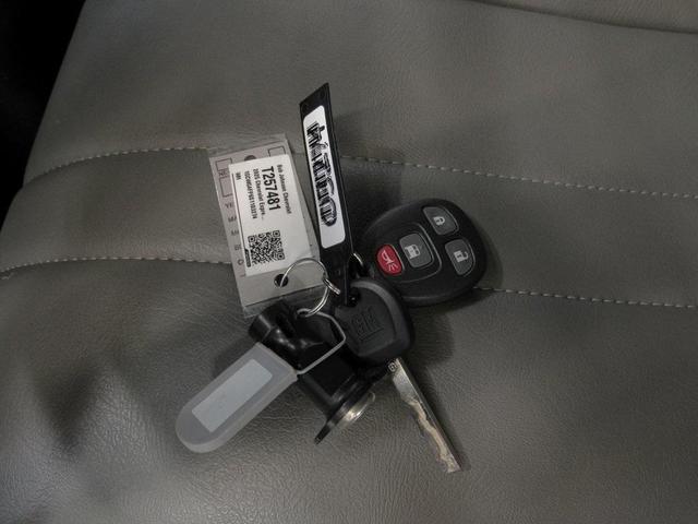 Photo of 2025 Summit White Chevrolet Express 2500