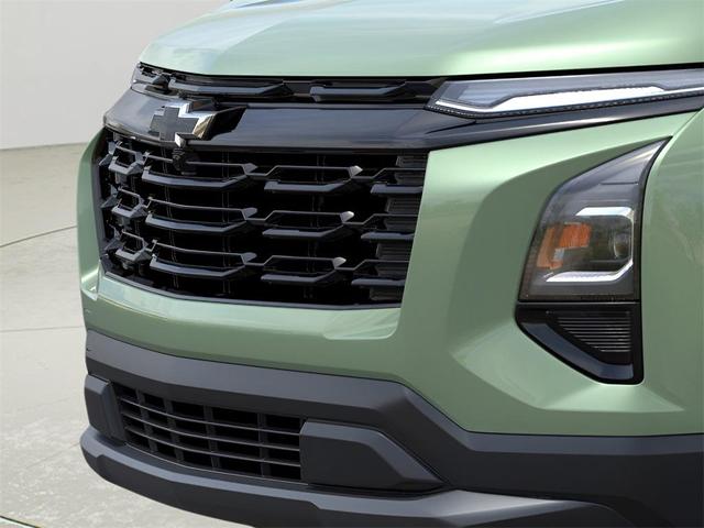 Photo of 2026 Green Chevrolet Equinox