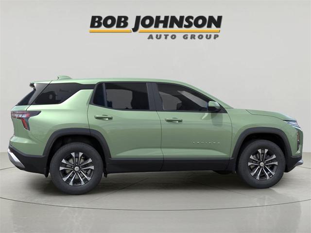 Photo of 2026 Green Chevrolet Equinox