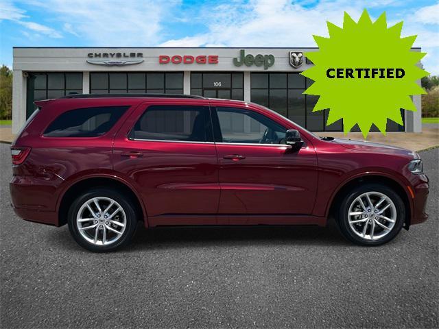 Photo of 2023 Octane Red Pearlcoat Dodge Durango