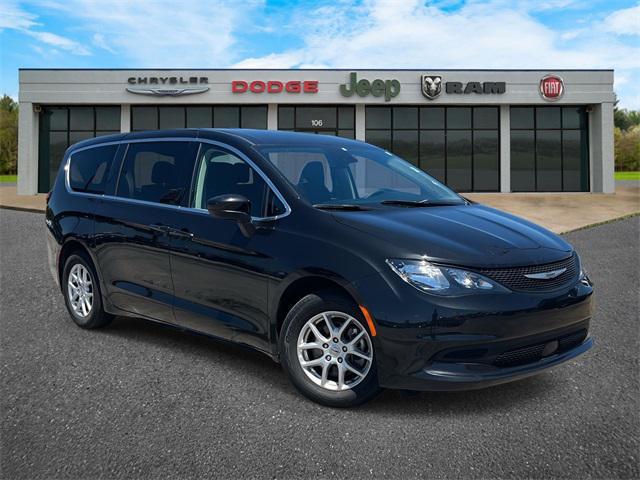 2023 Chrysler Voyager