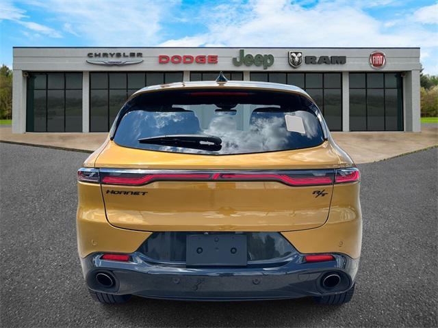 Photo of 2024 Acapulco Gold Dodge Hornet
