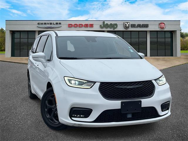 2022 Chrysler Pacifica Hybrid