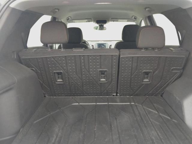 Photo of 2023 Summit White Chevrolet Equinox
