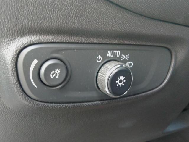 Photo of 2023 Summit White Chevrolet Equinox