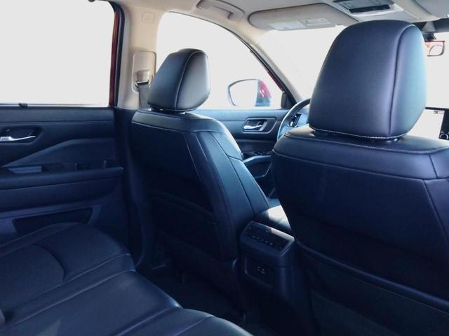 Photo of 2024 Scarlet Ember Nissan Pathfinder
