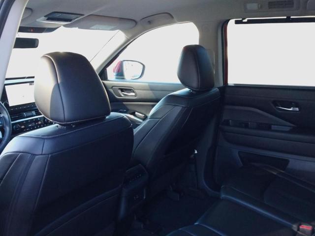 Photo of 2024 Scarlet Ember Nissan Pathfinder
