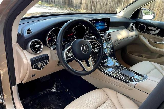 Photo of 2022 Mojave Silver Metallic Mercedes-Benz GLC 300