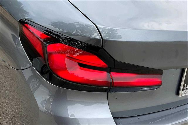 Photo of 2021 Bluestone Metallic BMW 530