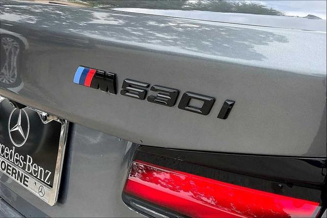 Photo of 2021 Bluestone Metallic BMW 530