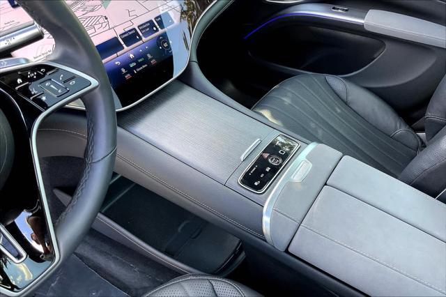 Photo of 2023 Selenite Grey Metallic Mercedes-Benz EQS 580