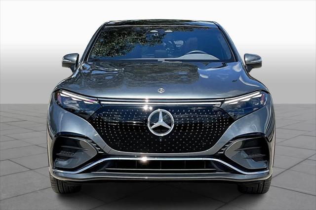 Photo of 2023 Selenite Grey Metallic Mercedes-Benz EQS 580