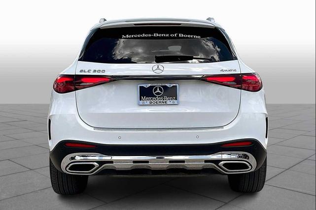 Photo of 2025 Polar White Mercedes-Benz GLC 300