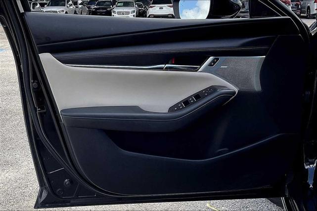 Photo of 2021 Jet Black Mica Mazda Mazda3