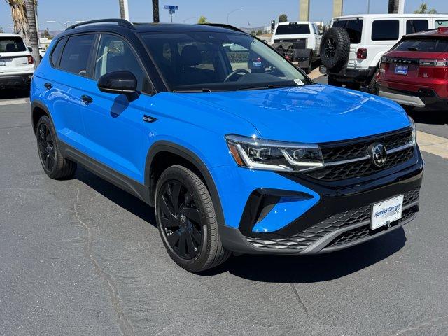 Photo of 2024 Cornflower Blue Metallic / Black Roof Volkswagen Taos