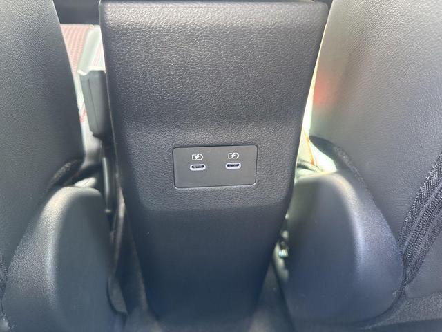 Photo of 2025 Super Black Nissan Kicks