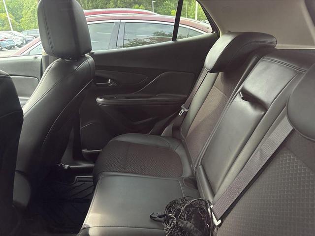 Photo of 2018 Winterberry Red Metallic Buick Encore