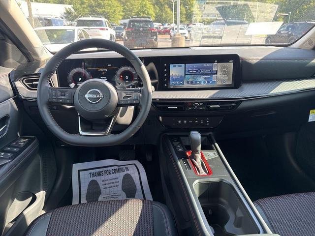 Photo of 2025 Deep Blue Pearl Nissan Kicks
