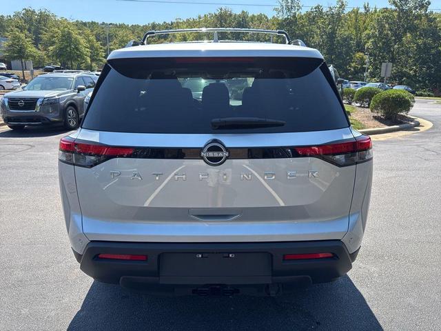 Photo of 2025 Brilliant Silver Metallic Nissan Pathfinder