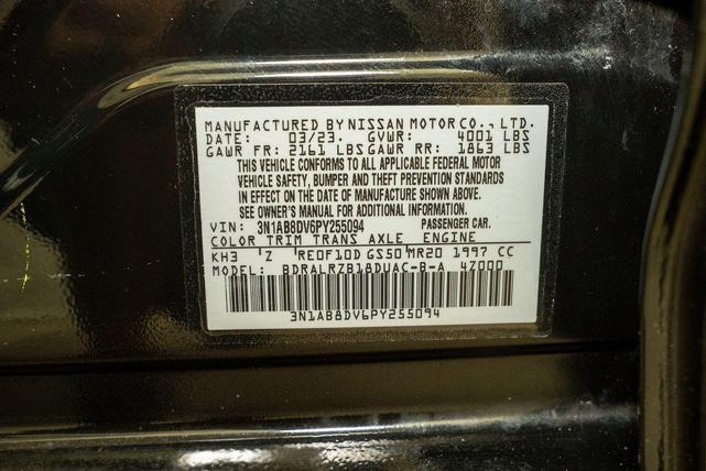 Photo of 2023 Super Black Nissan Sentra