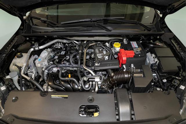Photo of 2023 Super Black Nissan Sentra